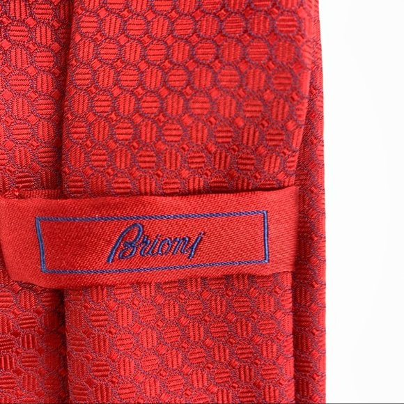 Brioni Red Tie - Picture 5 of 7